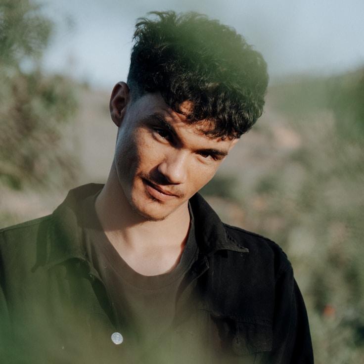 Portrait of Mira Shah meditation instructor